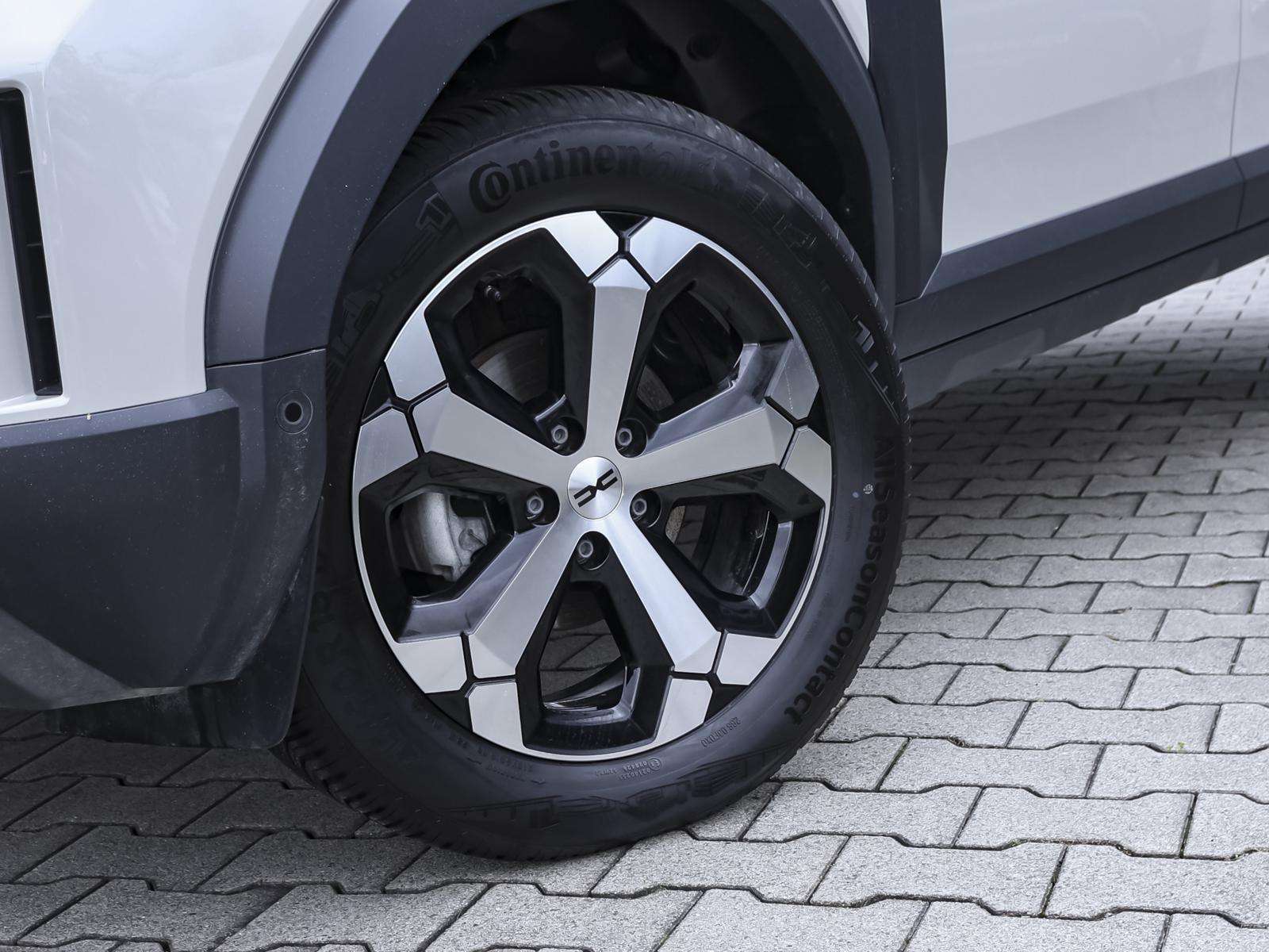 Fahrzeugbild eines Dacia Duster