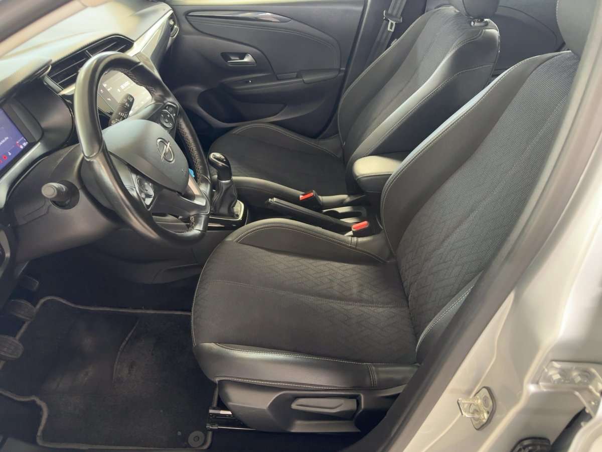 Fahrzeugbild eines Opel Corsa
