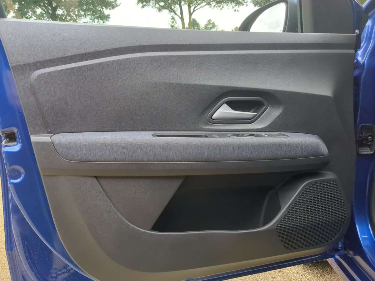 Fahrzeugbild eines Dacia Sandero