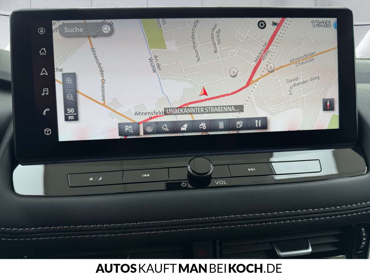 Fahrzeugbild eines Nissan X-TRAIL