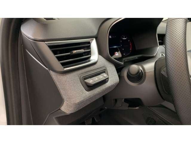 Fahrzeugbild eines Renault Clio