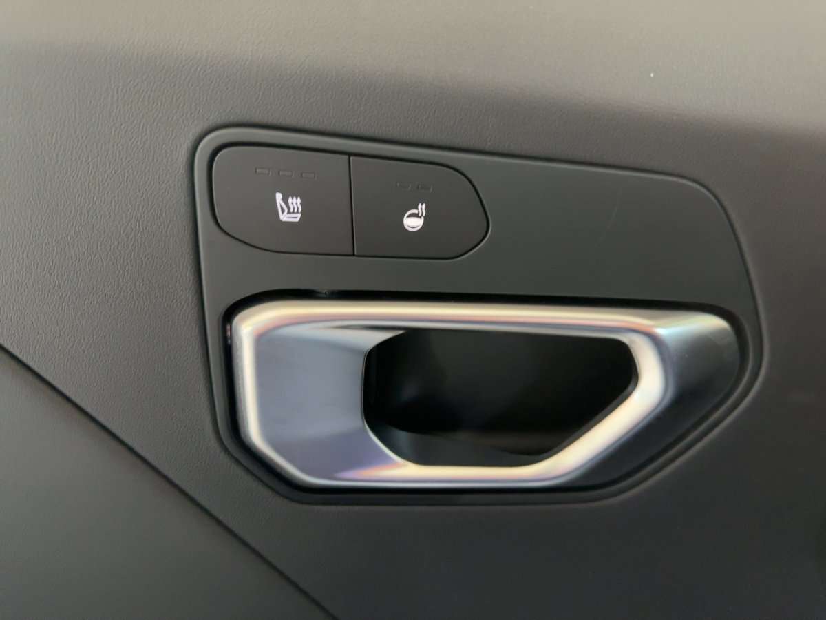 Fahrzeugbild eines Kia K4