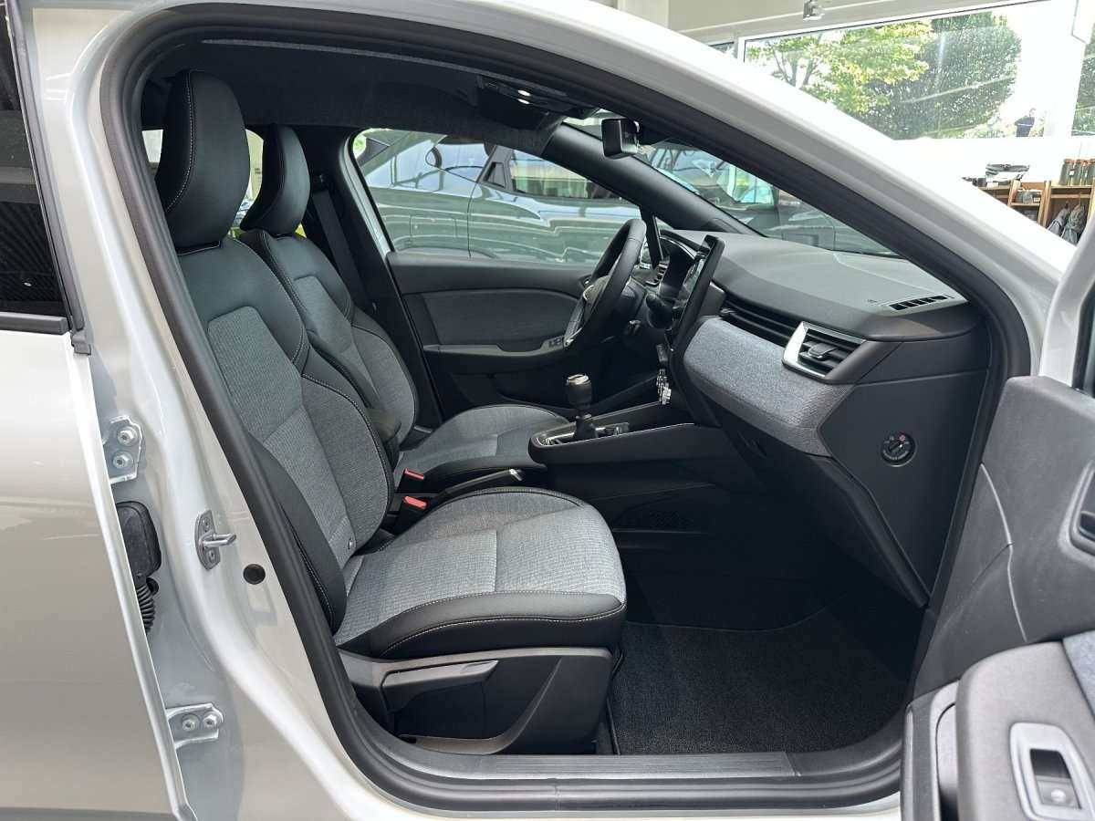 Fahrzeugbild eines Renault Clio
