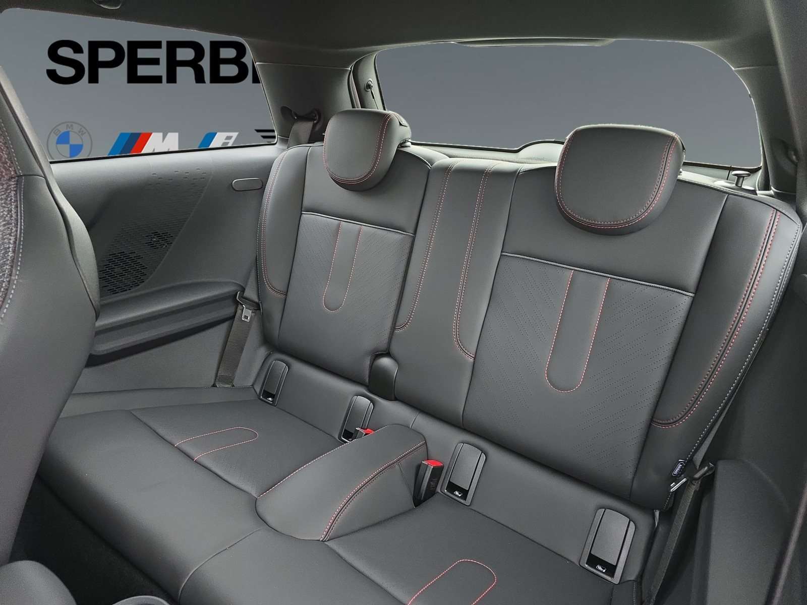 Fahrzeugbild eines MINI COOPER