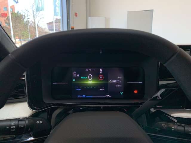 Fahrzeugbild eines Renault 5 E-TECH