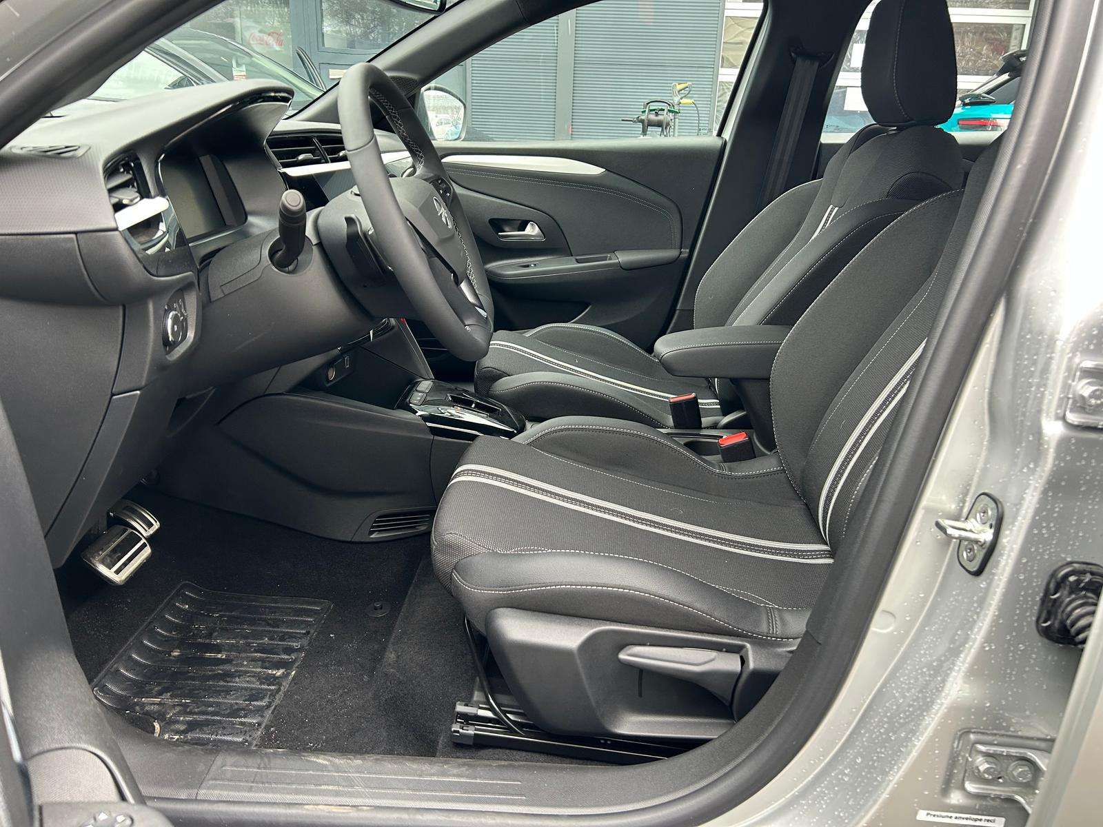 Fahrzeugbild eines Opel Corsa