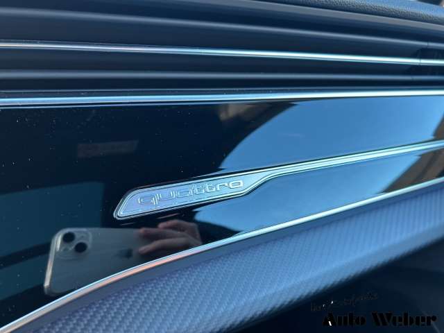 Fahrzeugbild eines Audi SQ8