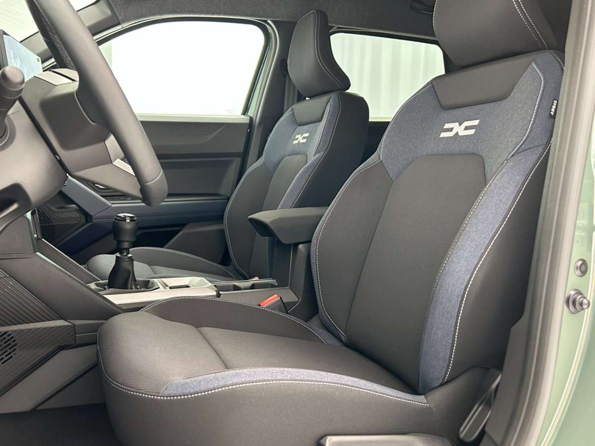 Fahrzeugbild eines Dacia Duster