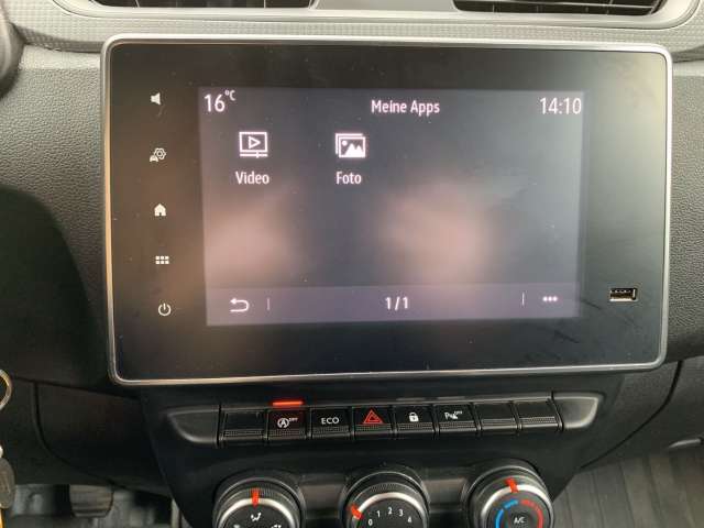 Fahrzeugbild eines Renault Express