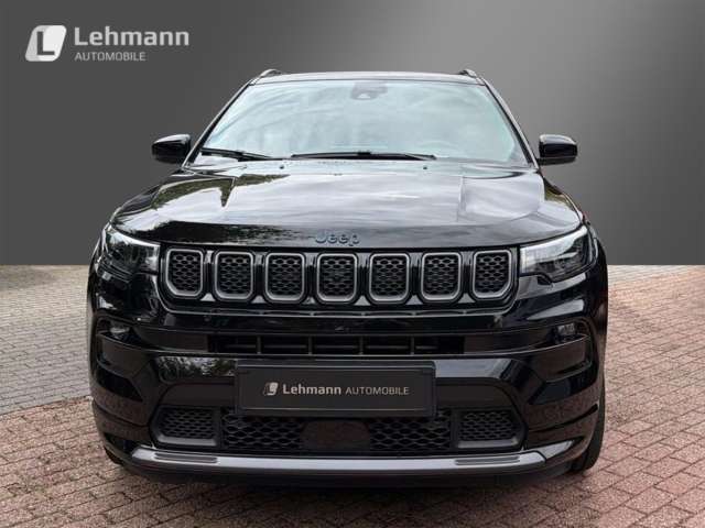 Fahrzeugbild eines Jeep Compass