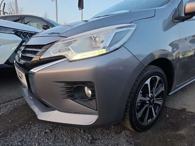 Fahrzeugbild eines Mitsubishi Space Star