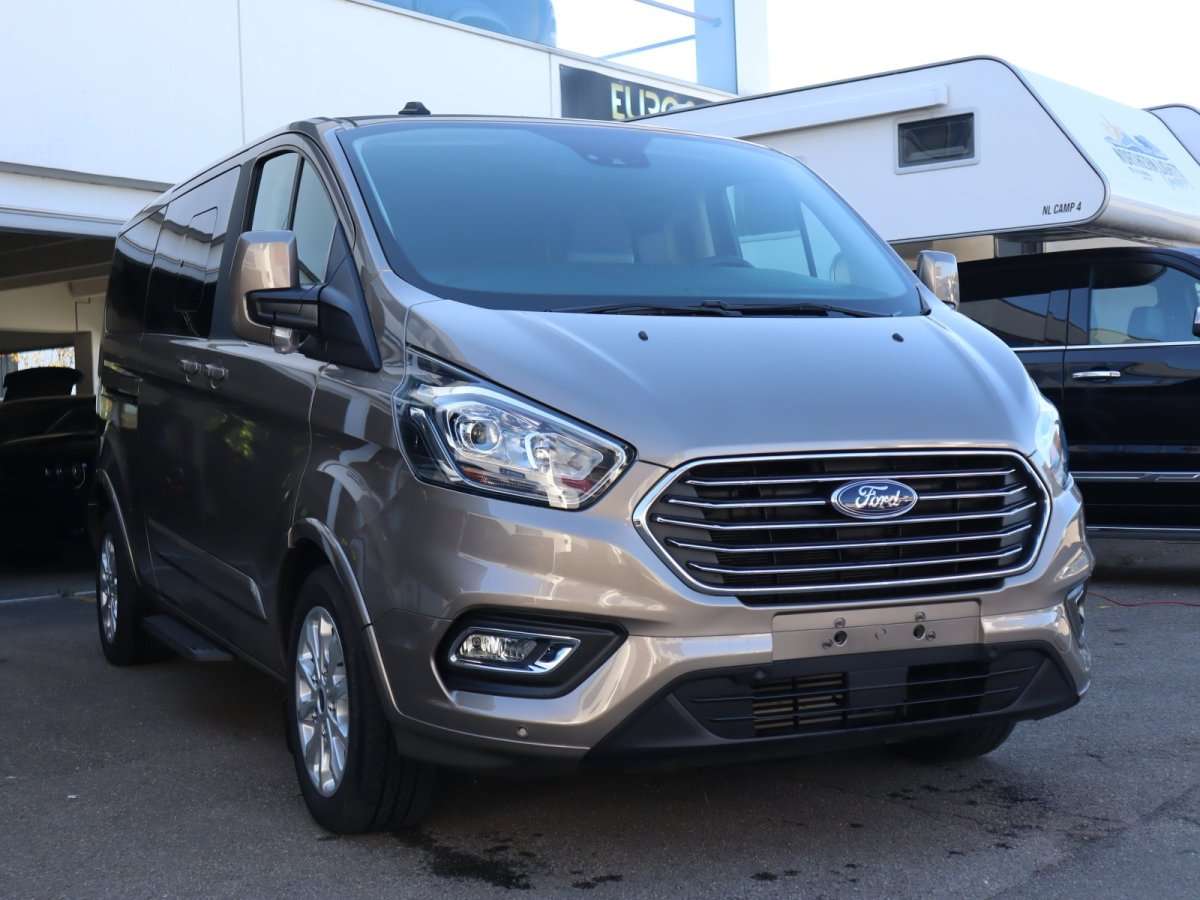 Fahrzeugbild eines Ford Tourneo Custom