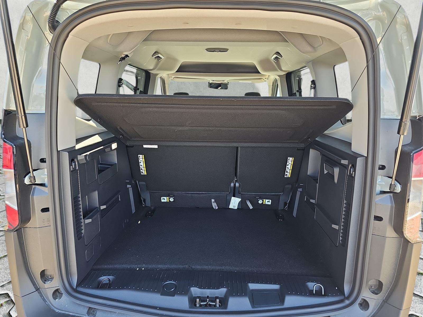 Fahrzeugbild eines Ford Tourneo Courier