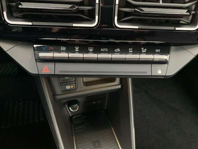 Fahrzeugbild eines Renault 5 E-TECH