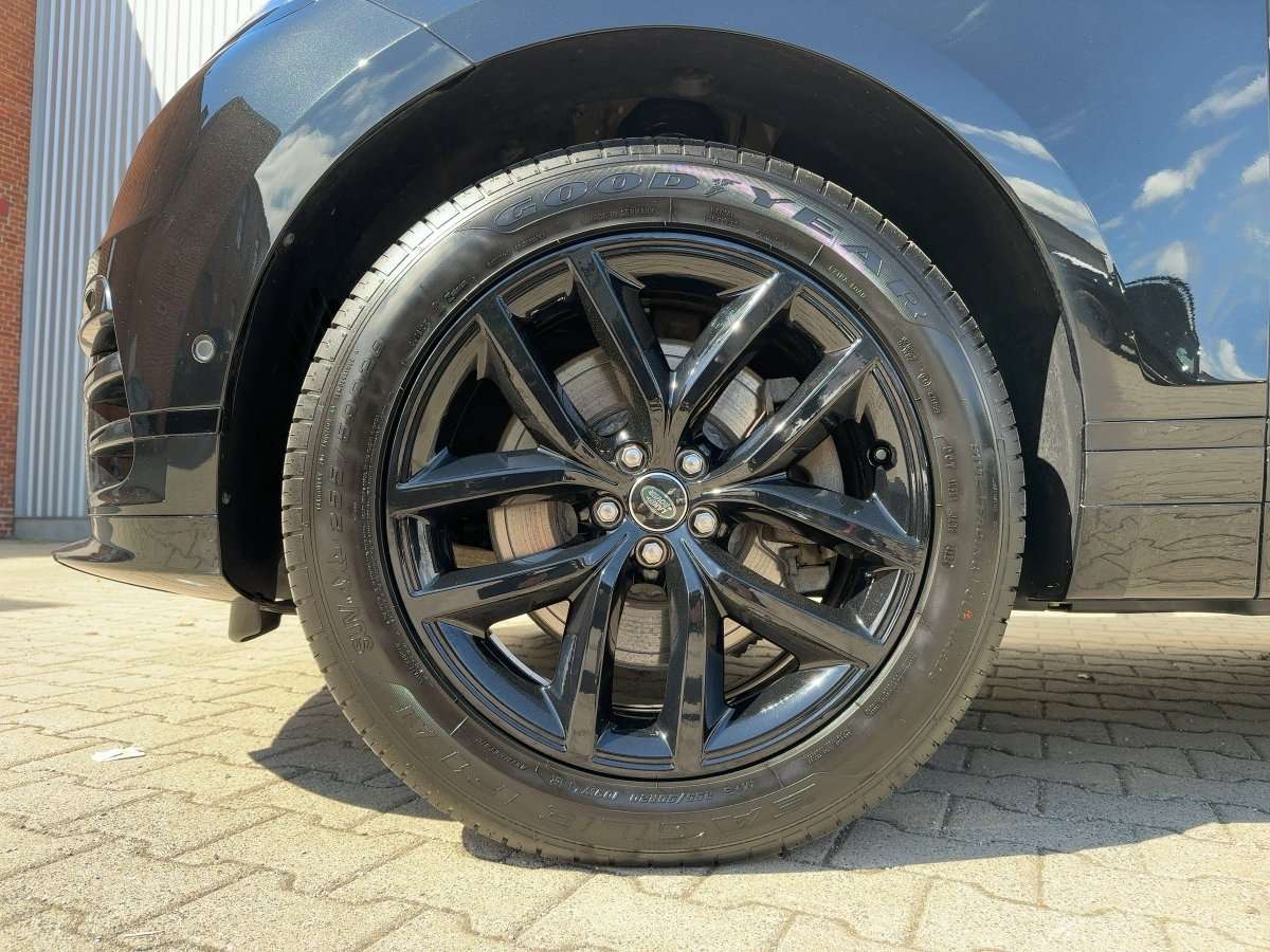 Fahrzeugbild eines Land Rover Range Rover Velar