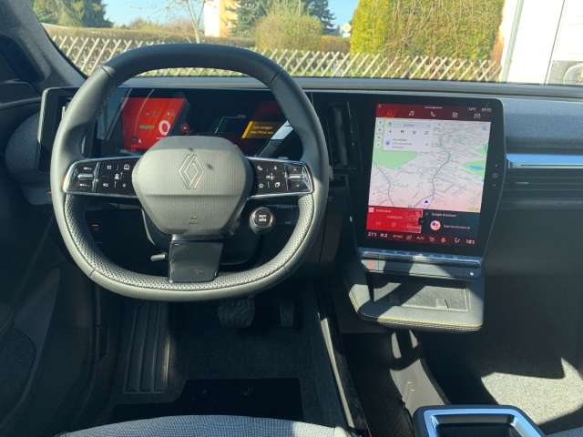 Fahrzeugbild eines Renault Scenic E-TECH