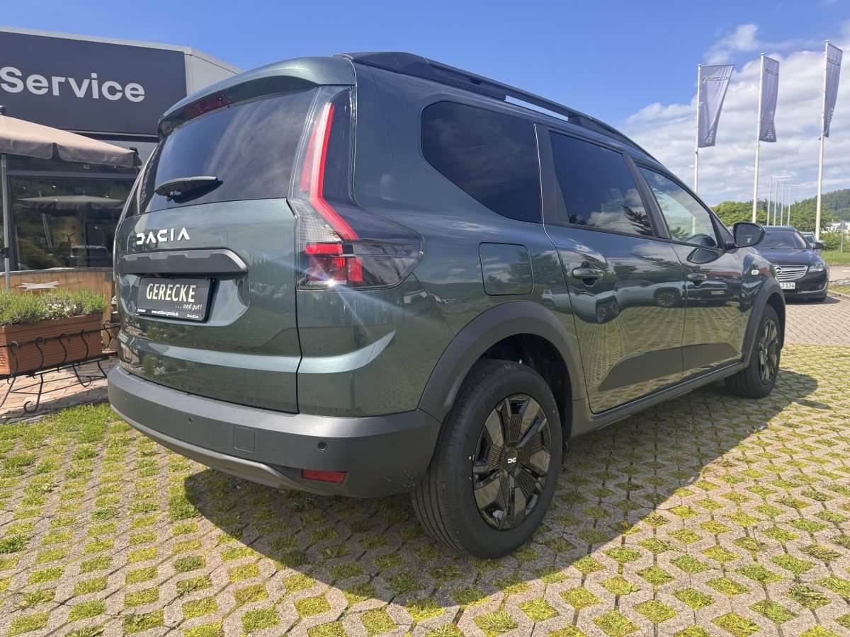 Fahrzeugbild eines Dacia Jogger