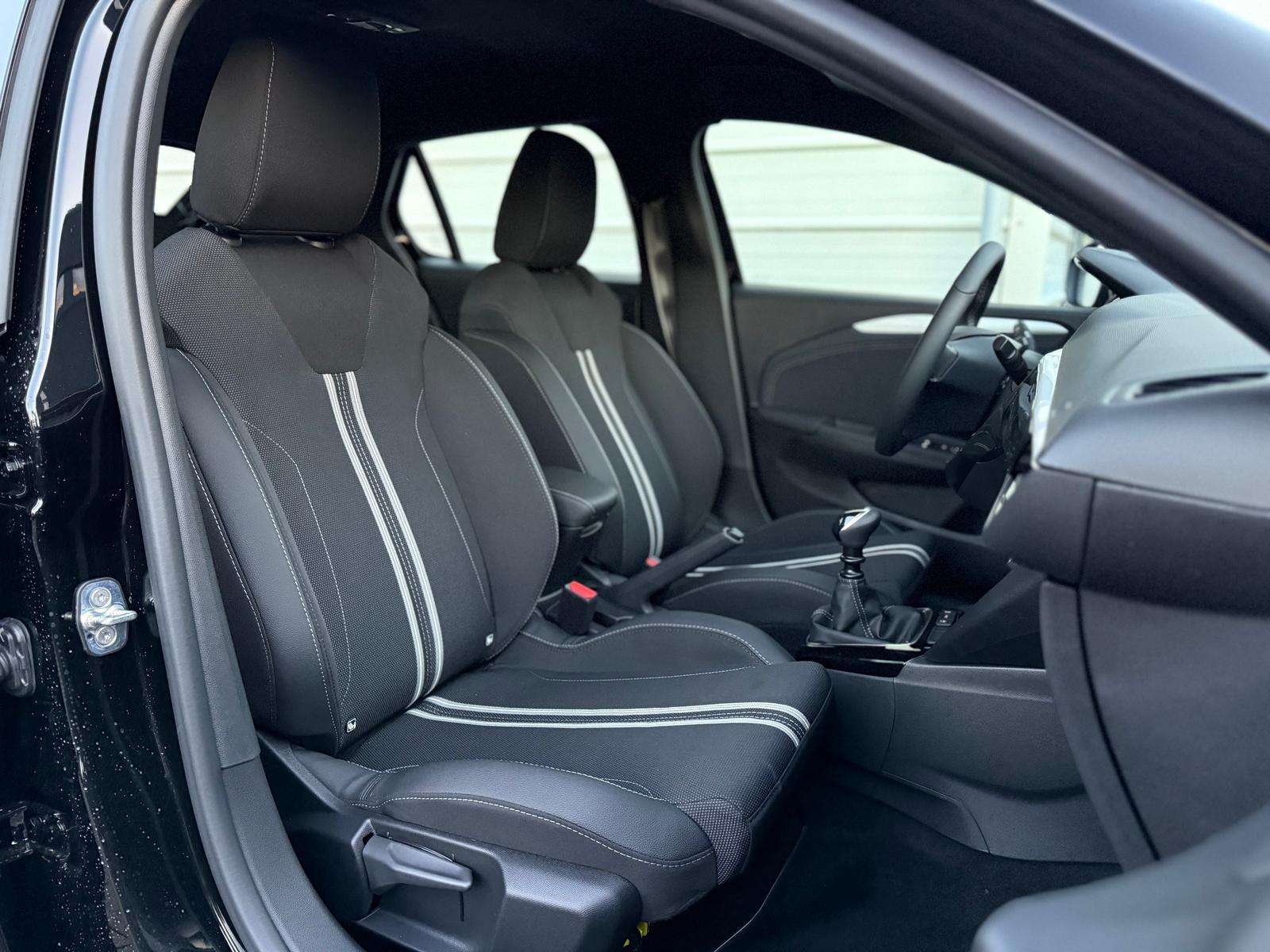 Fahrzeugbild eines Opel Corsa