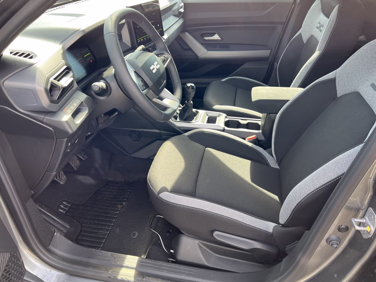 Fahrzeugbild eines Dacia Duster