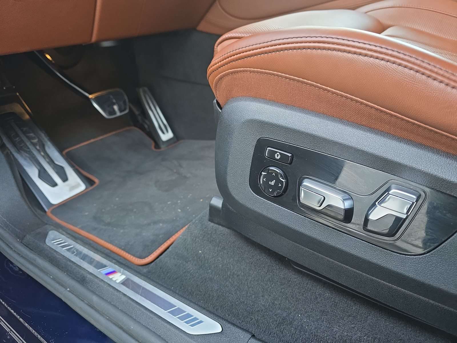 Fahrzeugbild eines BMW X5