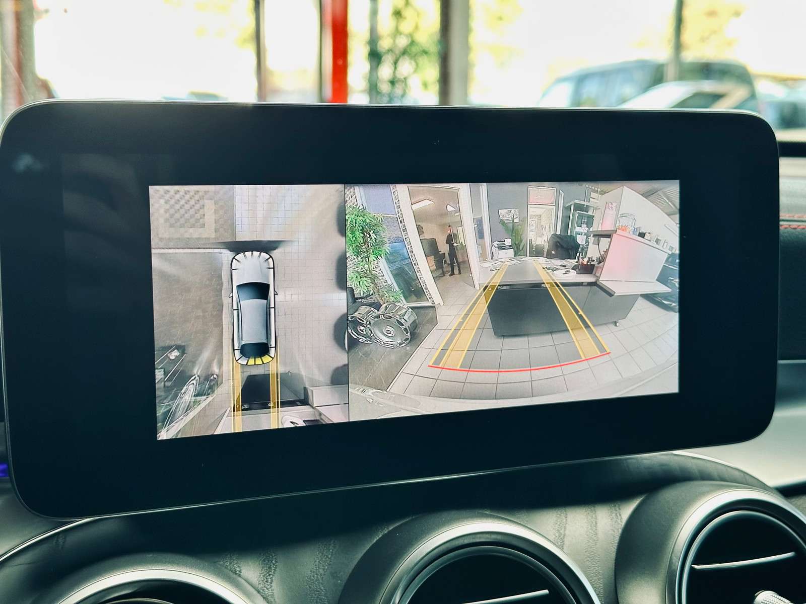 Fahrzeugbild eines Mercedes-Benz GLC