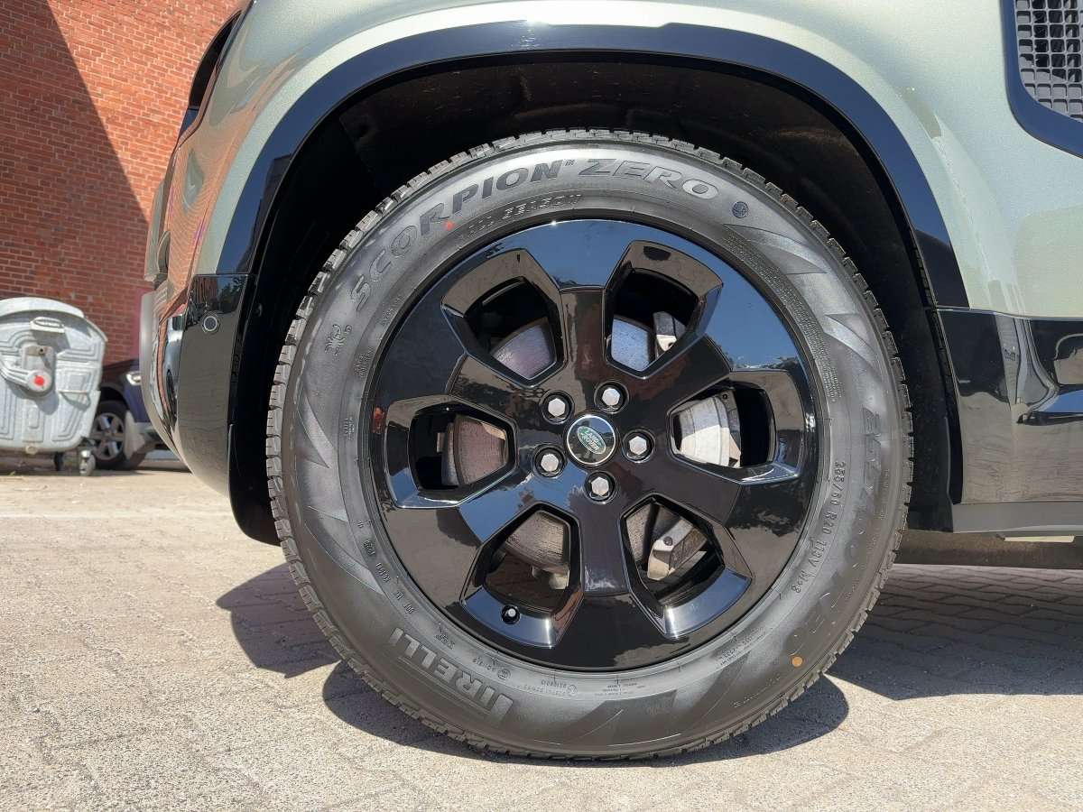 Fahrzeugbild eines Land Rover Defender