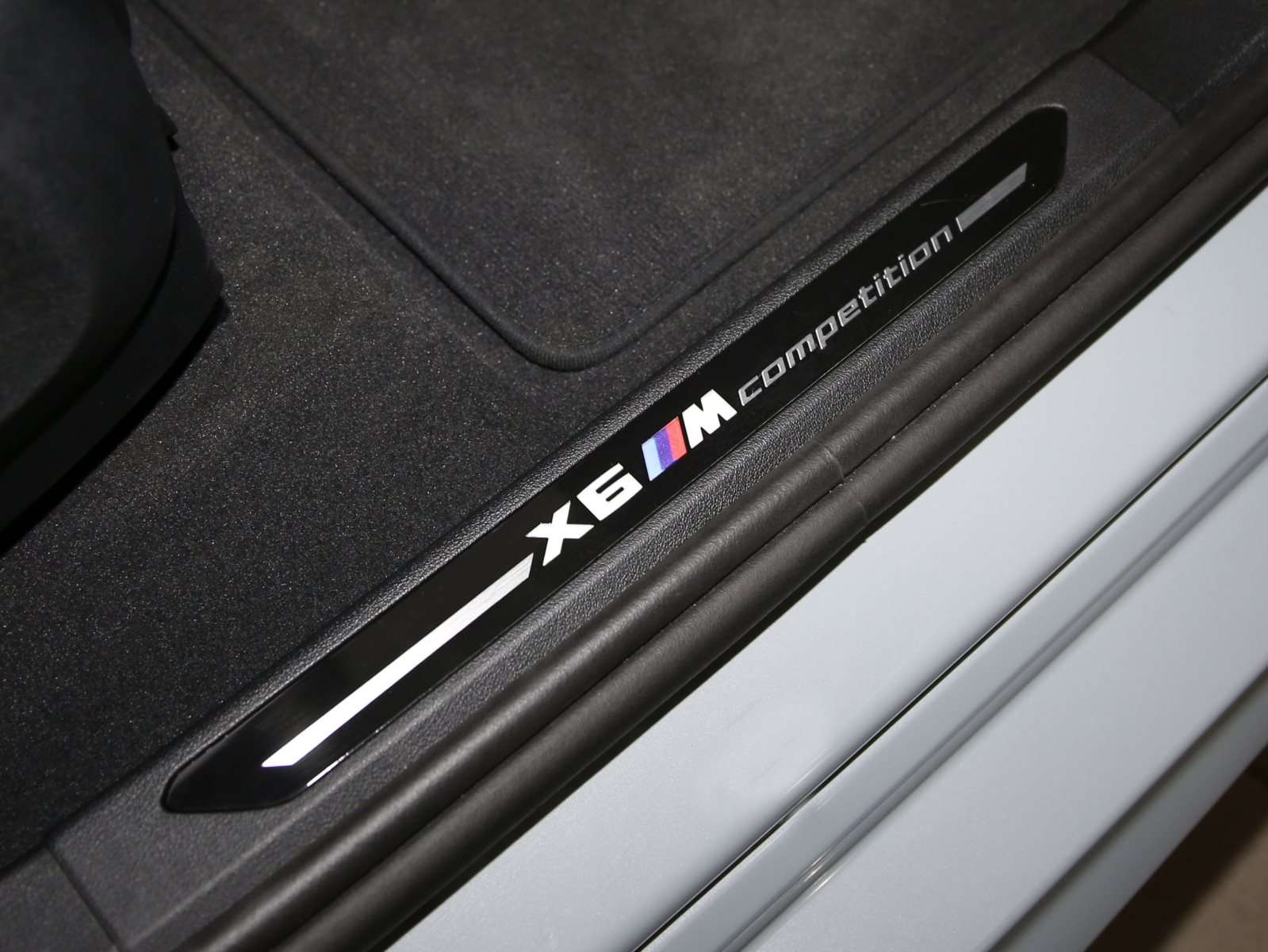 Fahrzeugbild eines BMW X6