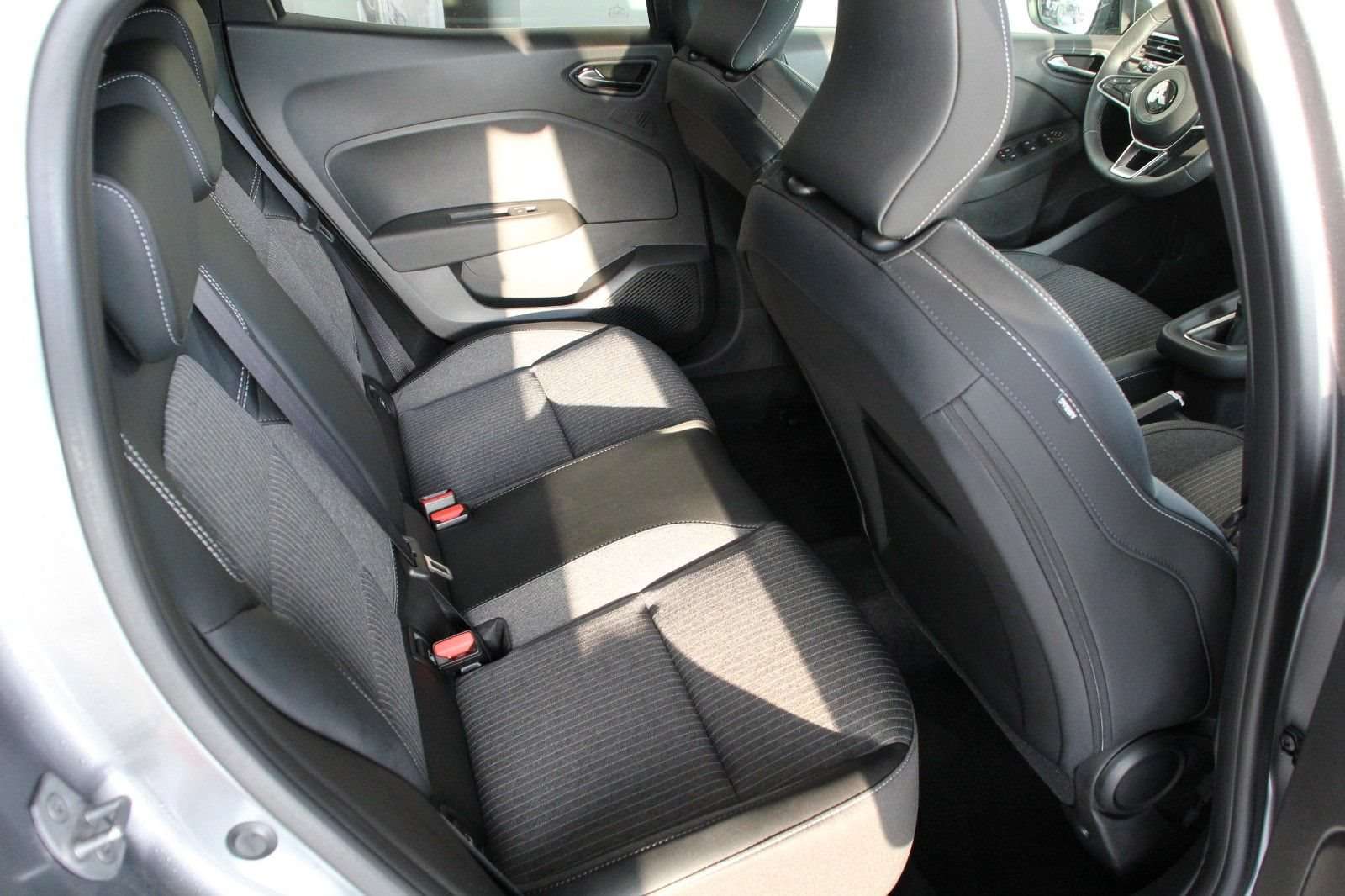 Fahrzeugbild eines Mitsubishi Colt