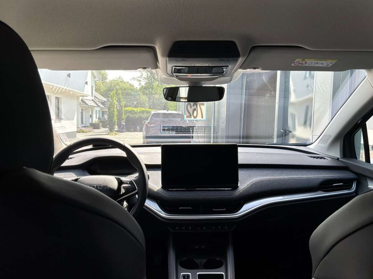 Fahrzeugbild eines Skoda ELROQ