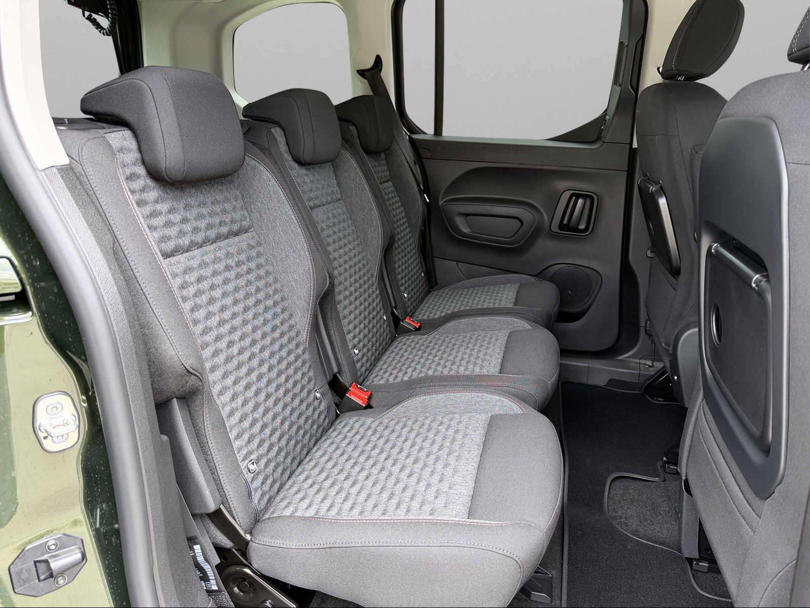 Fahrzeugbild eines Peugeot Rifter