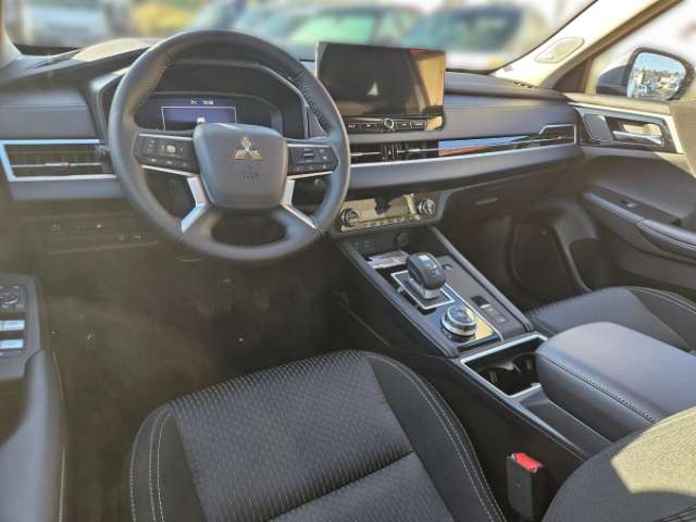 Fahrzeugbild eines Mitsubishi Outlander