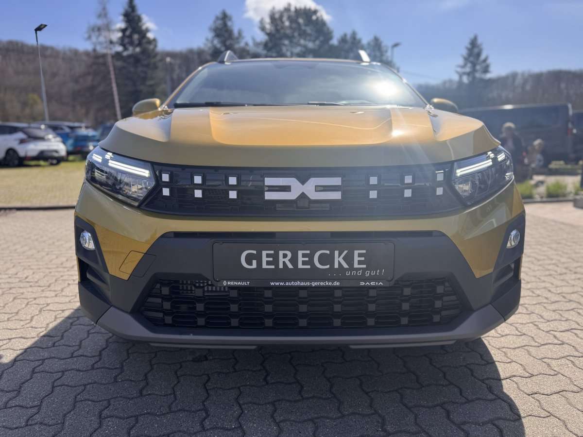 Fahrzeugbild eines Dacia Sandero