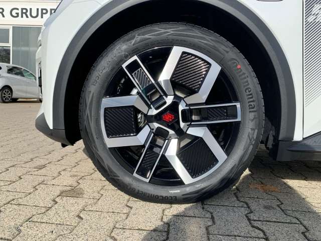 Fahrzeugbild eines Renault 5 E-TECH