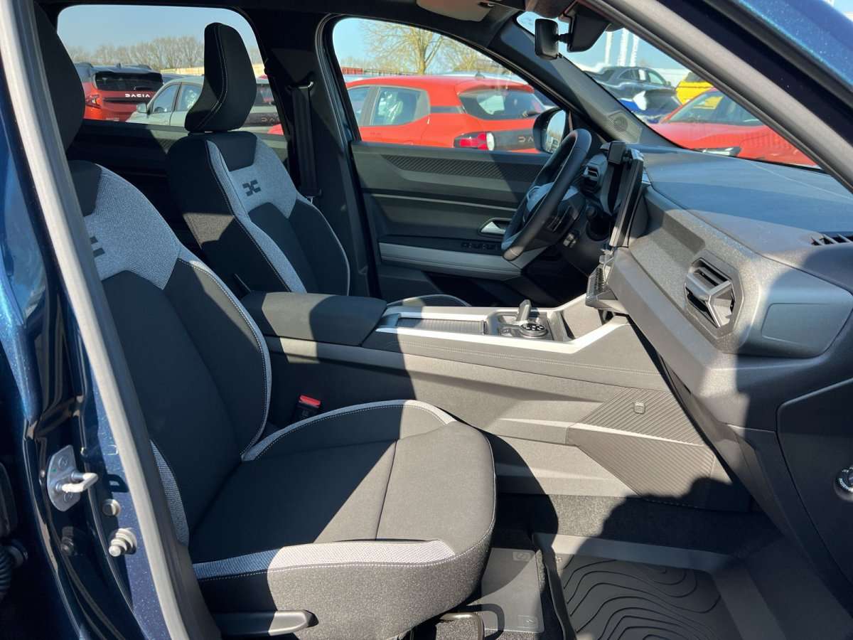 Fahrzeugbild eines Dacia Bigster