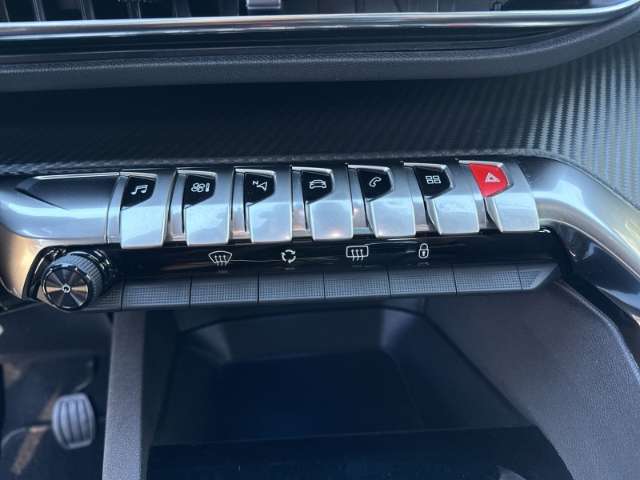Fahrzeugbild eines Peugeot 5008
