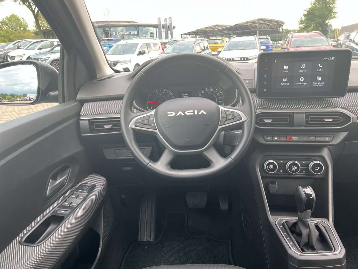 Fahrzeugbild eines Dacia Sandero
