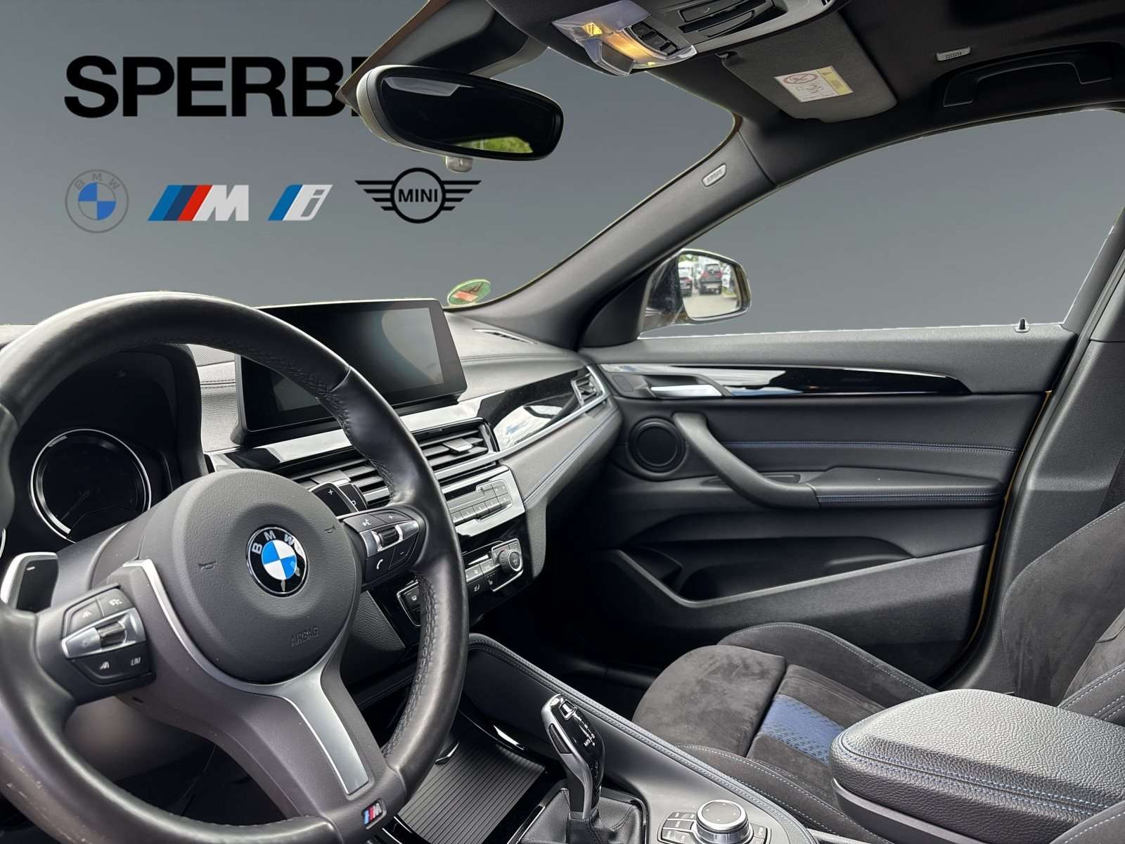 Fahrzeugbild eines BMW X2