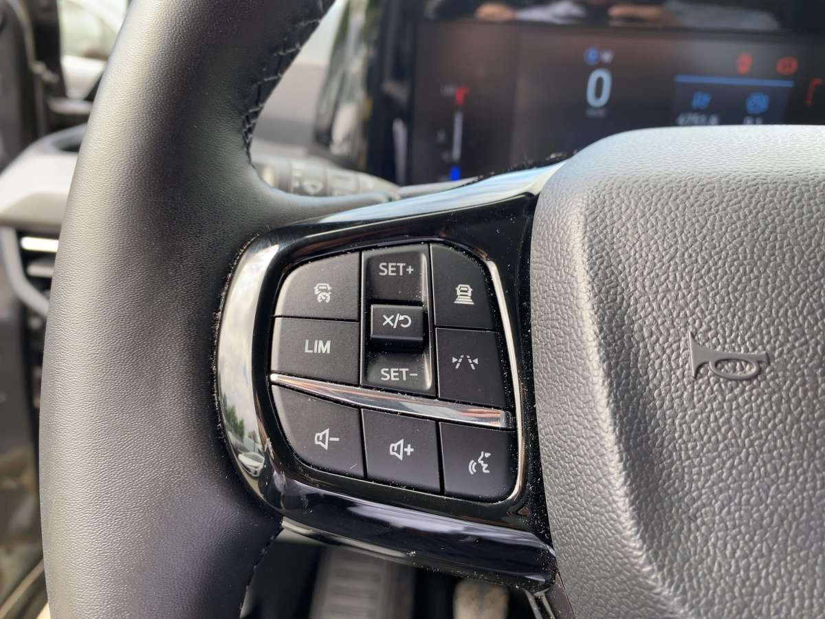 Fahrzeugbild eines Ford Tourneo Custom
