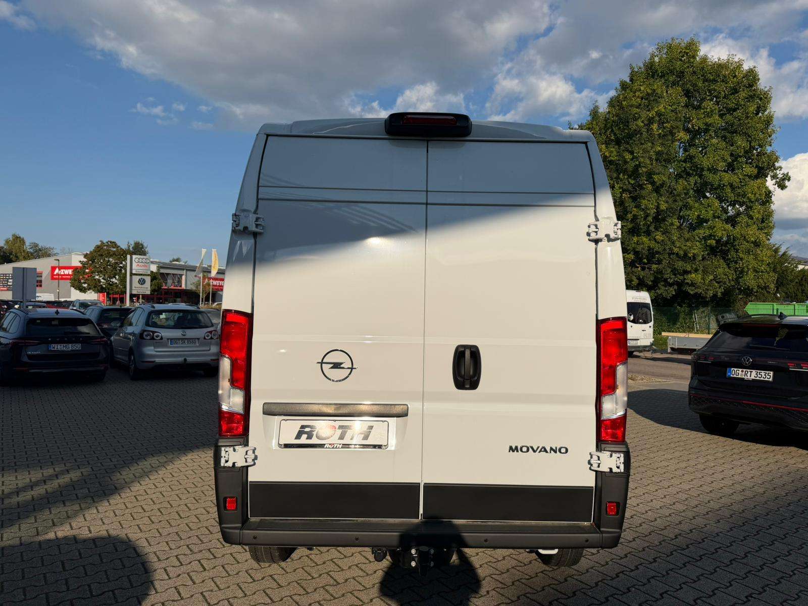 Fahrzeugbild eines Opel Movano