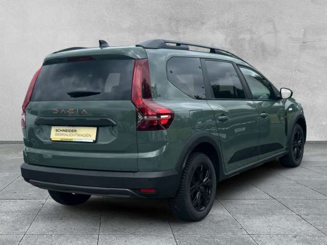 Fahrzeugbild eines Dacia Jogger