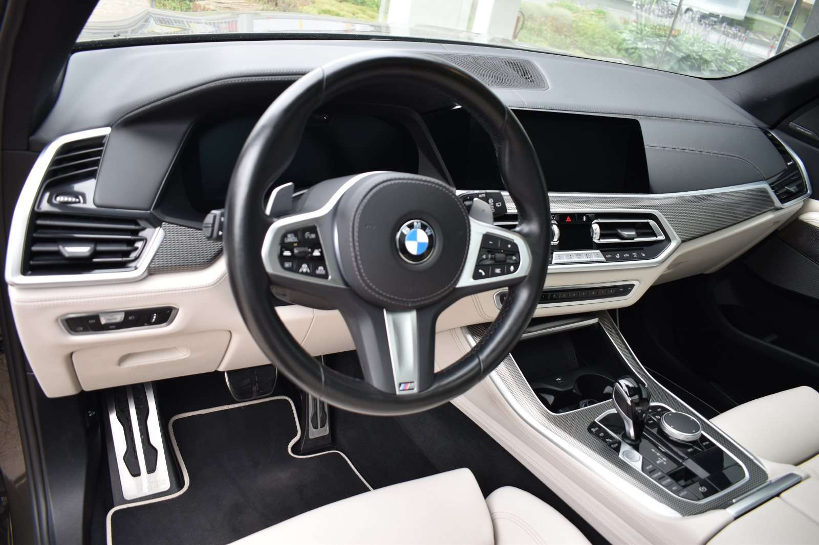 Fahrzeugbild eines BMW X5