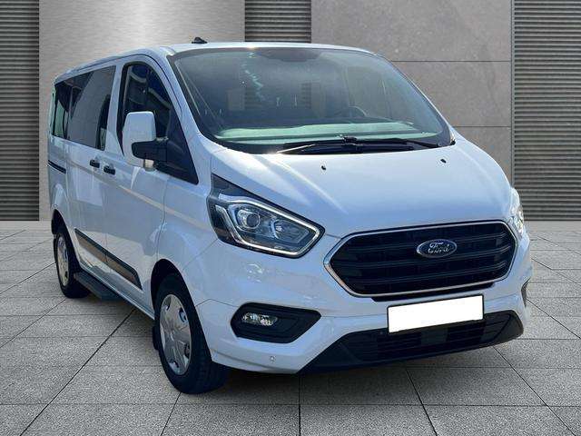 Fahrzeugbild eines Ford Transit Custom