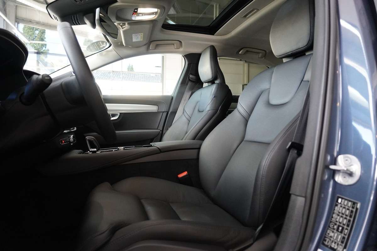 Fahrzeugbild eines Volvo S90