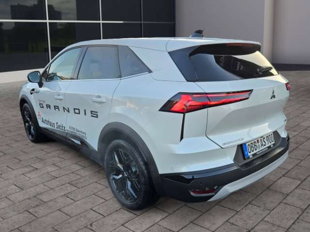 Fahrzeugbild eines Mitsubishi Grandis