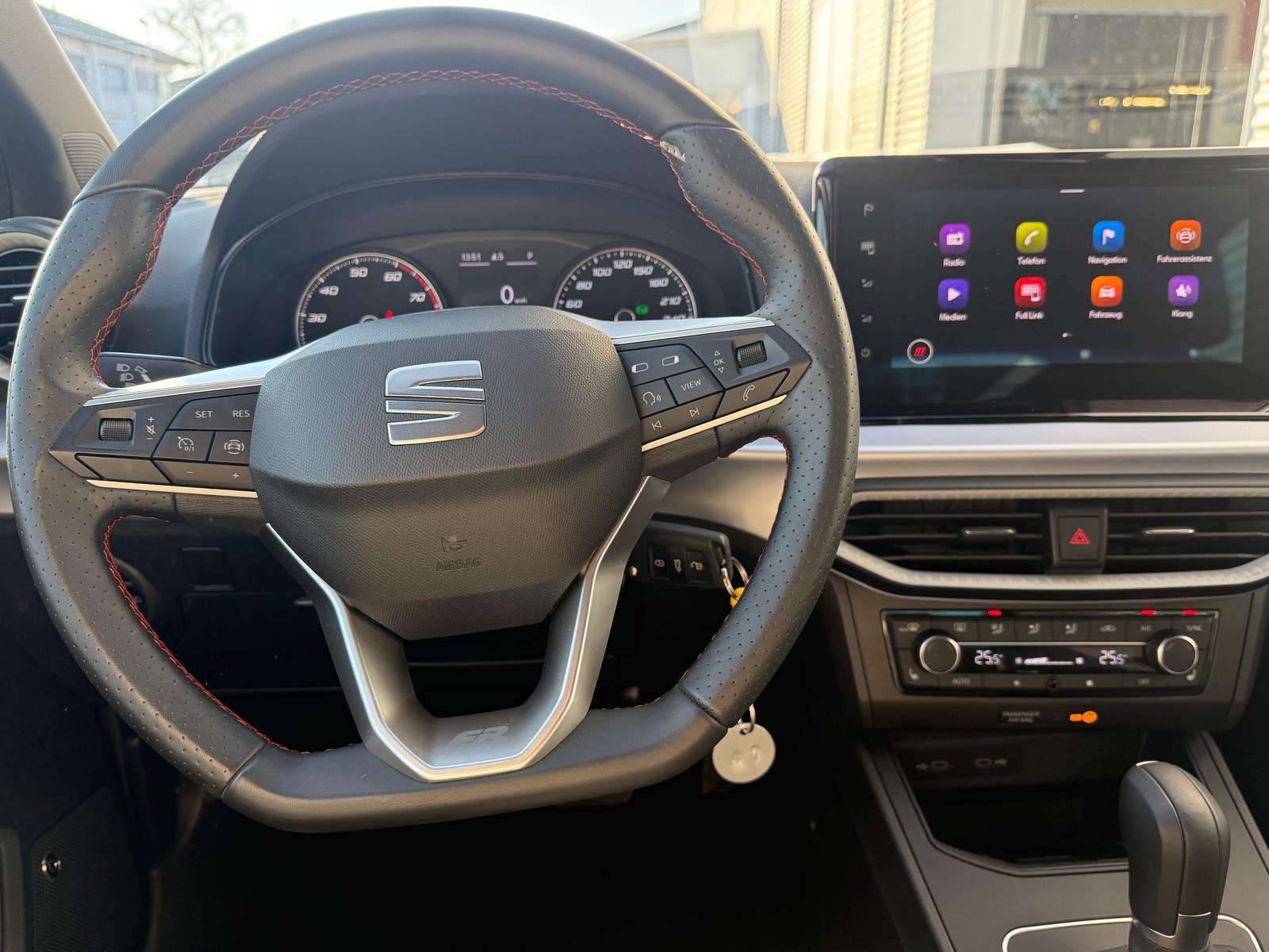 Fahrzeugbild eines SEAT Ibiza