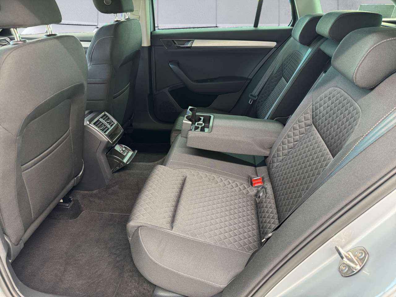 Fahrzeugbild eines Skoda Superb