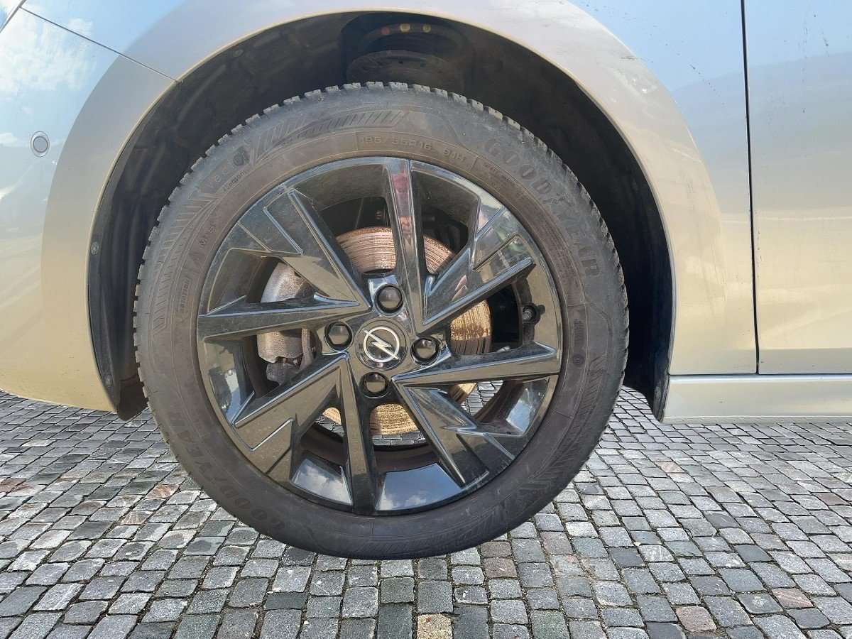 Fahrzeugbild eines Opel Corsa
