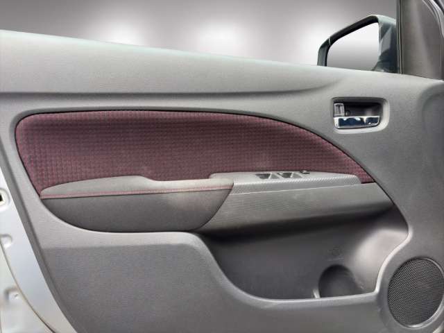 Fahrzeugbild eines Mitsubishi Space Star