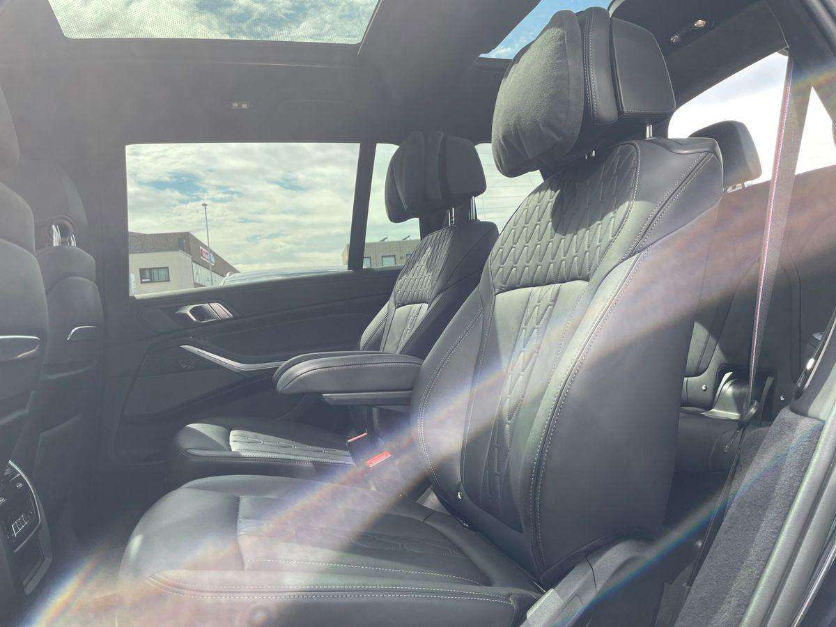 Fahrzeugbild eines BMW X7