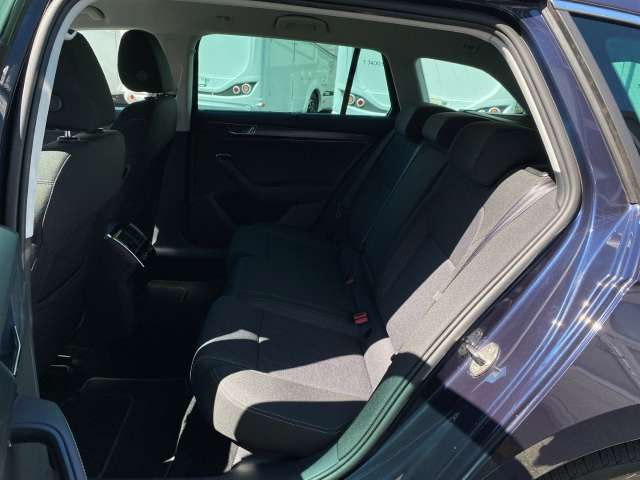 Fahrzeugbild eines Skoda Superb